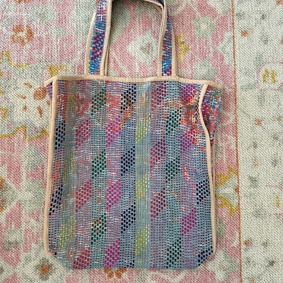 reversible vintage recycled sari tote - Picture 5 of 7